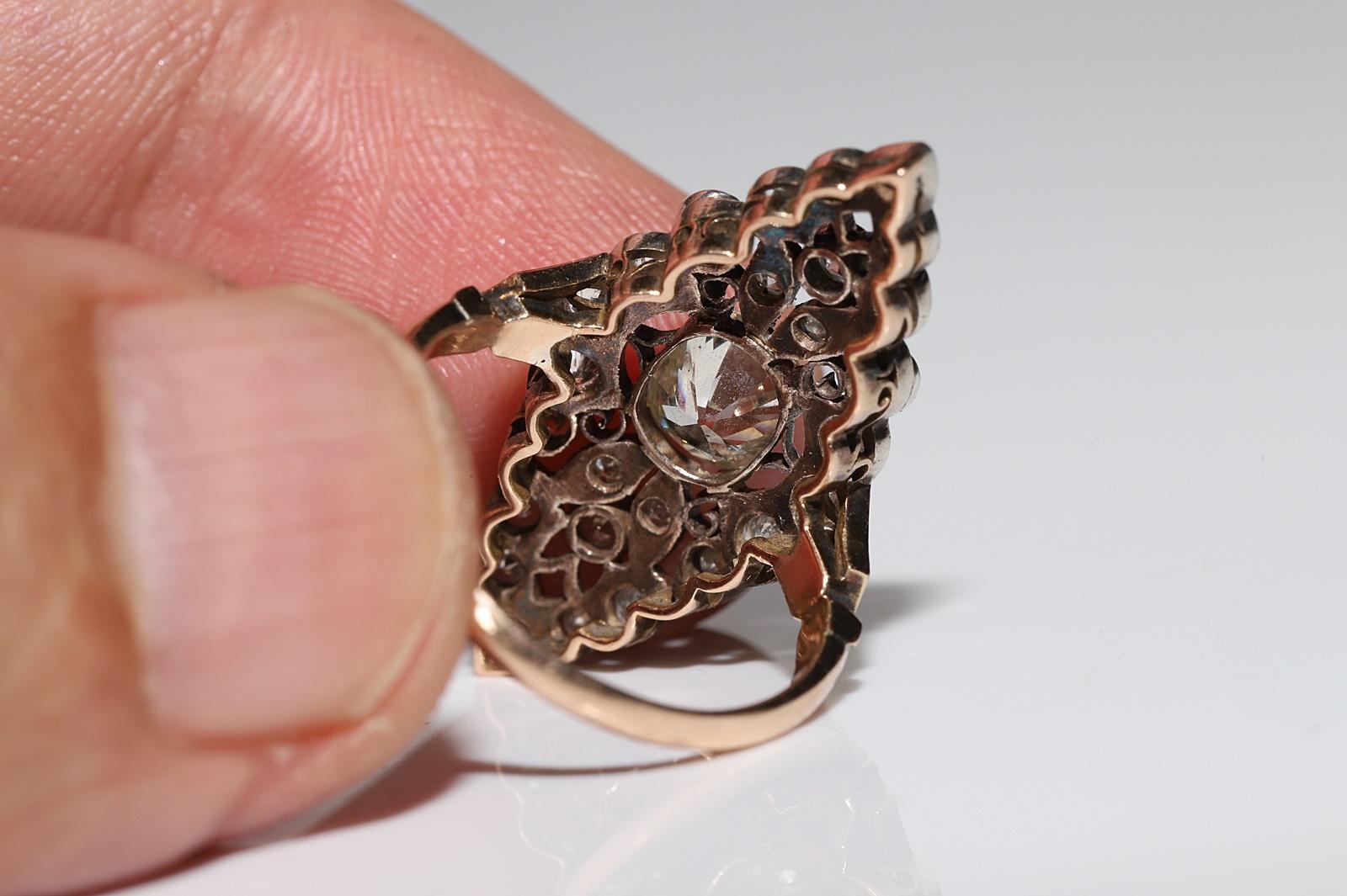 Amazing Antiques Circa 1900s 14k Gold Natural Diamond Decorated Amazing Navette Ring en vente 6