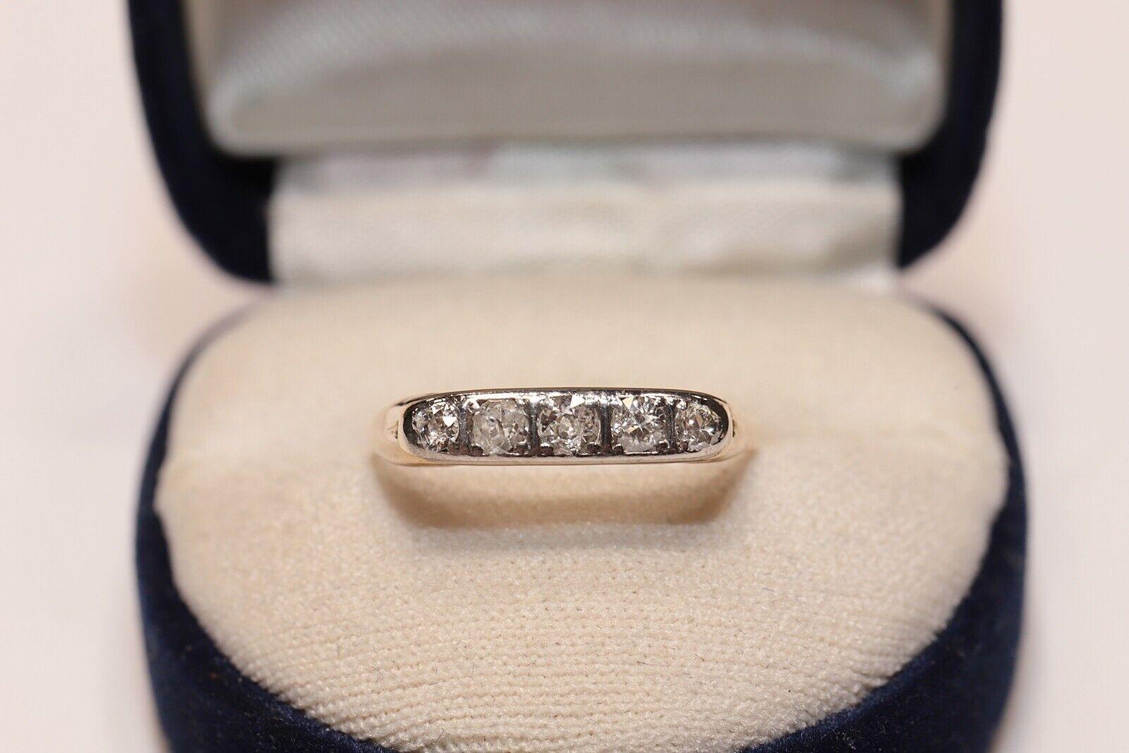 Antique Circa 1900s 14k Gold Natural Diamond Decorated Band Ring  For Sale 4