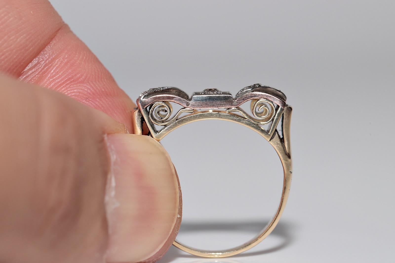 Ancienne bague jonc artisanale des années 1900 en or 14 carats décorée de diamants naturels en vente 5