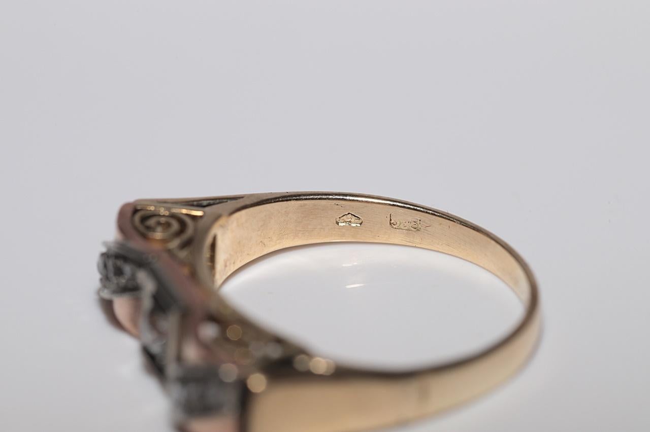 Ancienne bague jonc artisanale des années 1900 en or 14 carats décorée de diamants naturels en vente 9