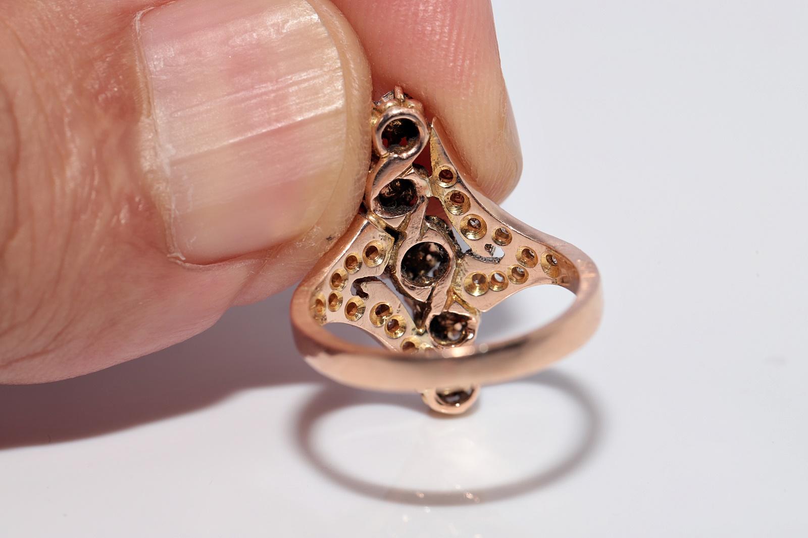 Anello antico CIRCA 1900 in oro 14k con diamanti naturali e decorazioni a navette in vendita 7