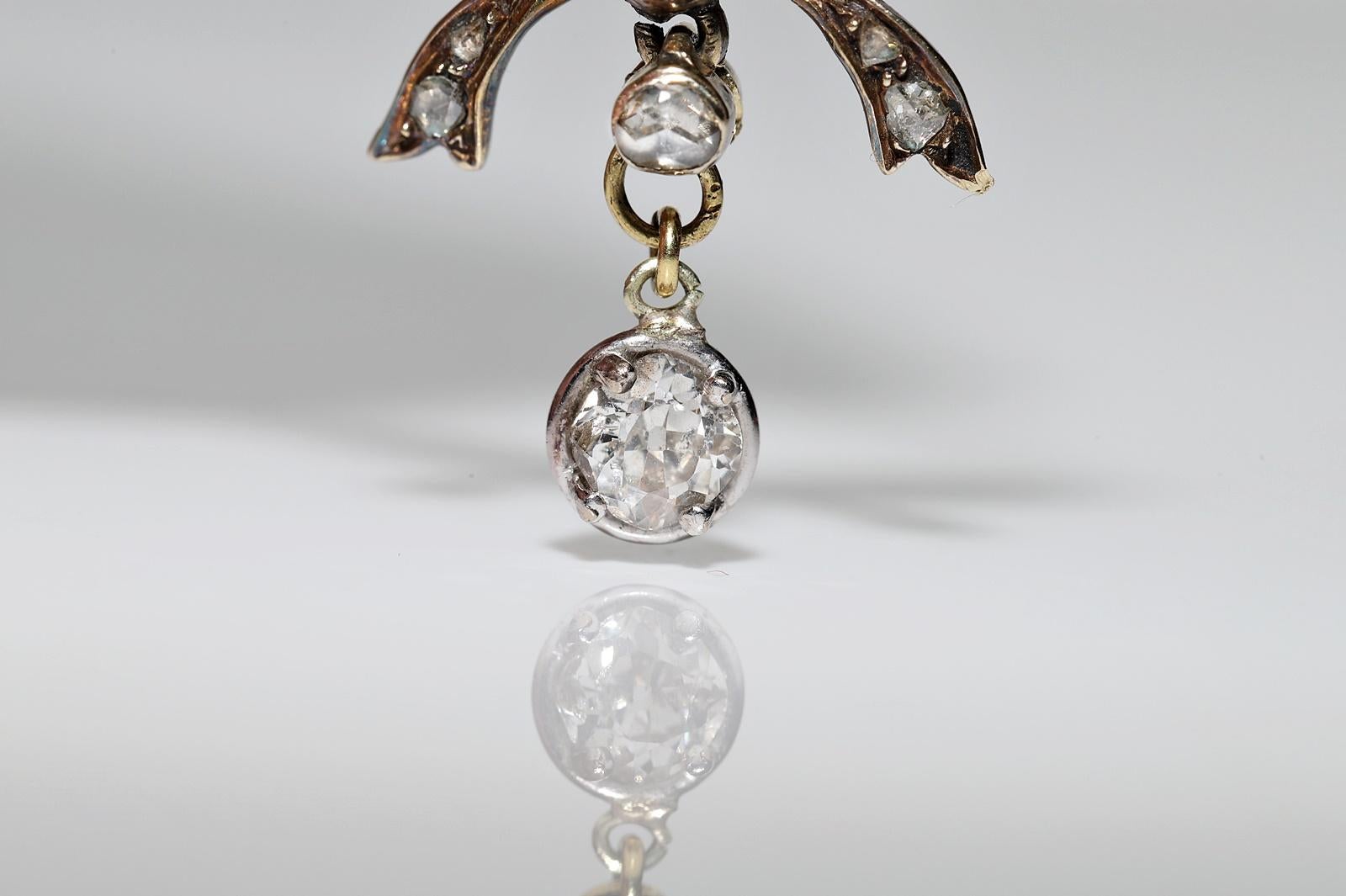 Antique Circa 1900s 14k Gold Natural Diamond Decorated Pretty Necklace For Sale 5