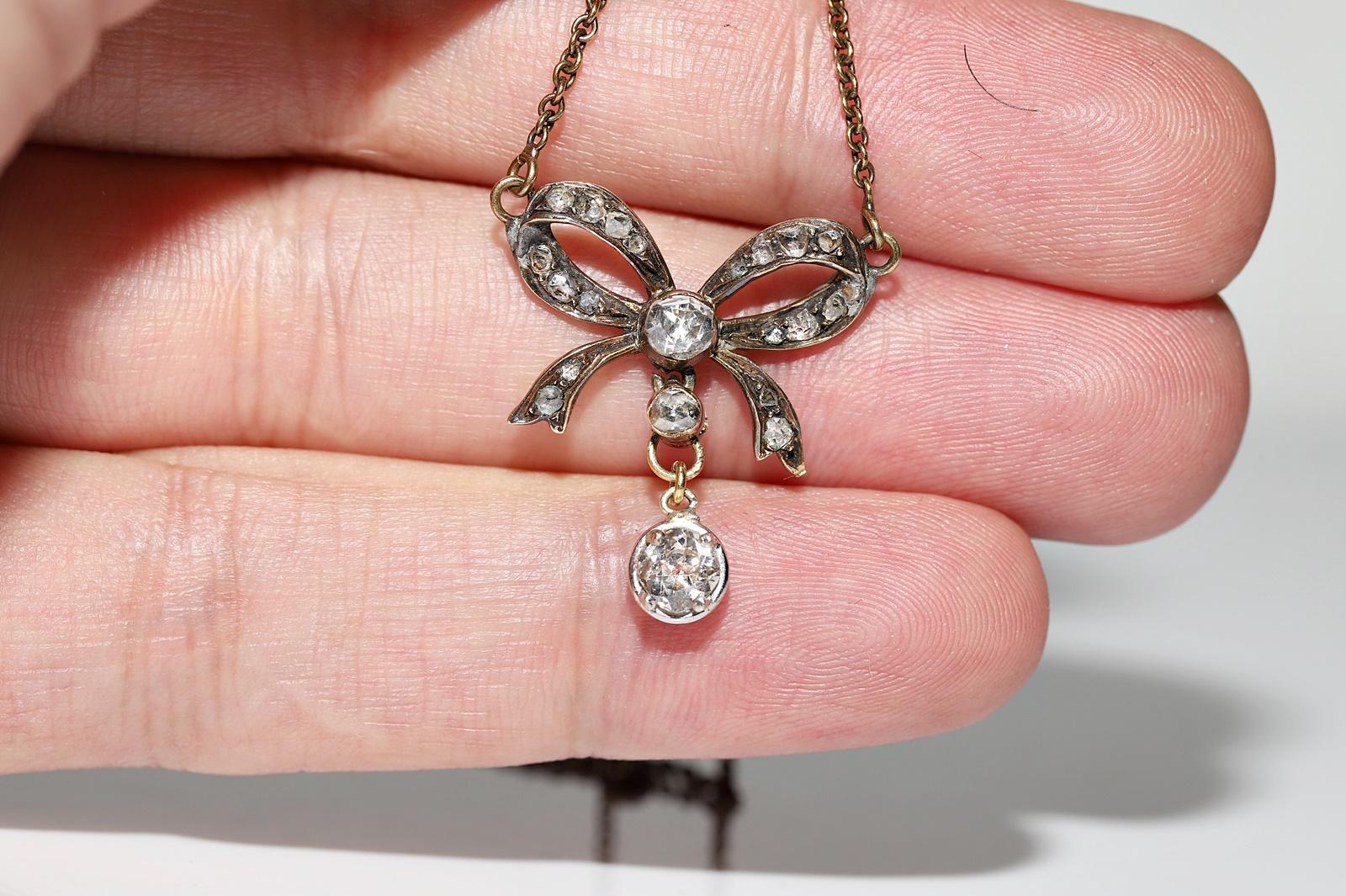 Antique Circa 1900s 14k Gold Natural Diamond Decorated Pretty Necklace For Sale 1