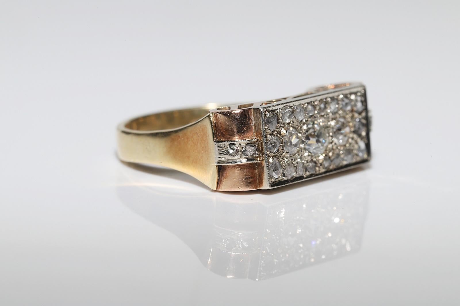 Jolie bague ancienne des années 1900 en or 14 carats décorée de diamants naturels en vente 2