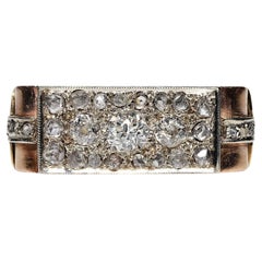 Jolie bague ancienne des années 1900 en or 14 carats décorée de diamants naturels