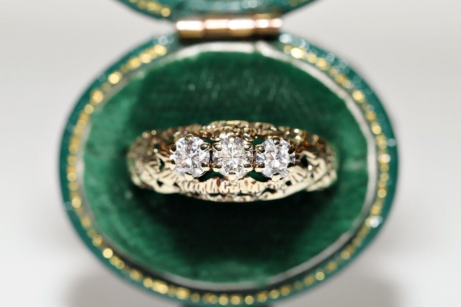 Bague ancienne des années 1900 en or 14 carats décorée de diamants naturels en vente 5
