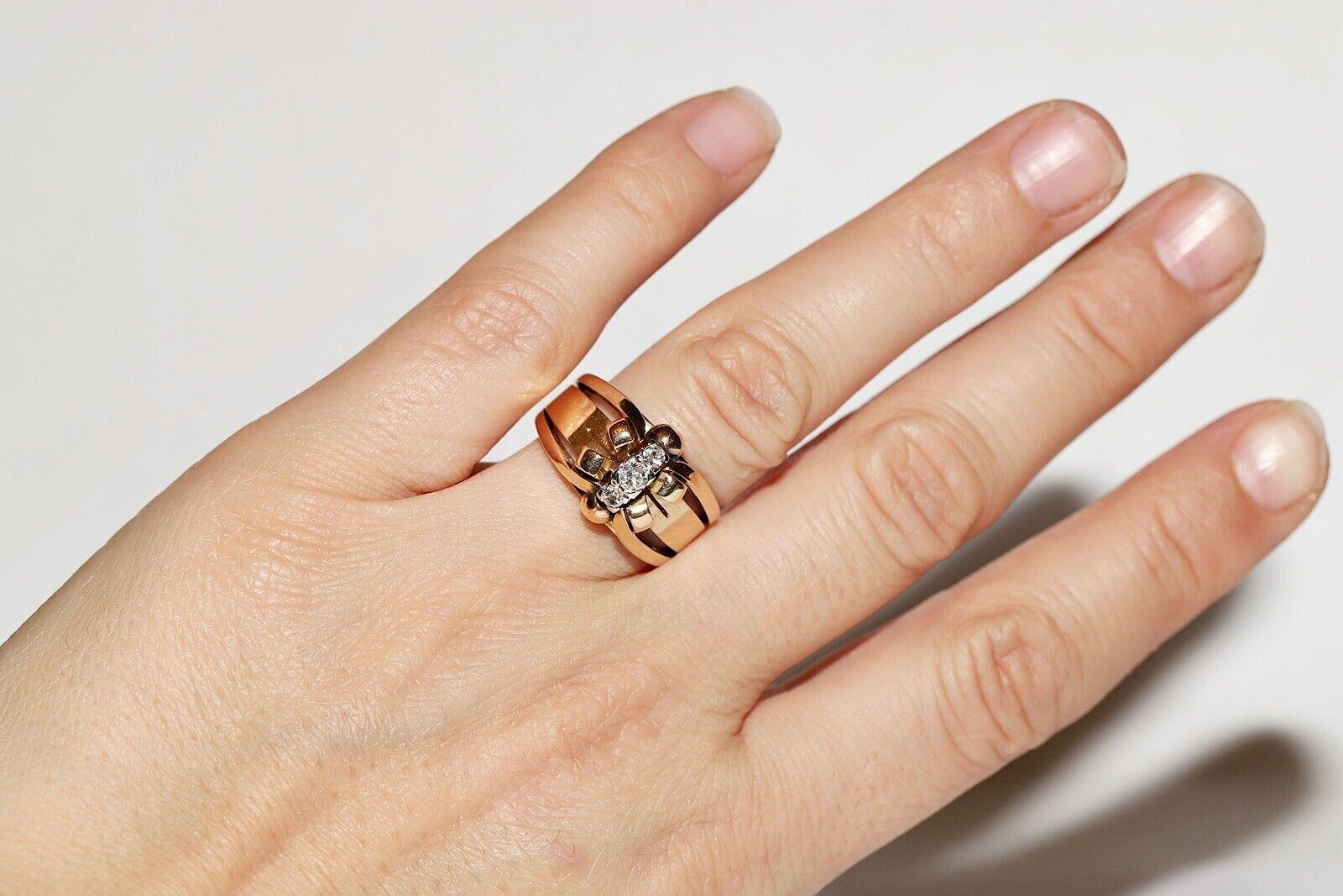 Ancienne bague solide en or 14 carats décorée de diamants naturels, datant des années 1900 en vente 7