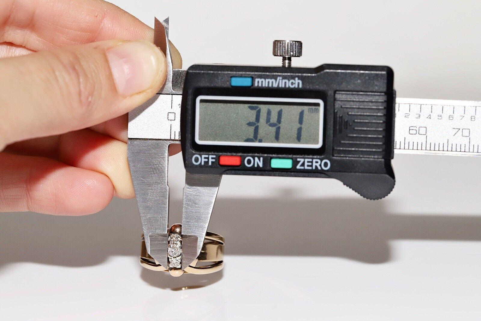 Ancienne bague solide en or 14 carats décorée de diamants naturels, datant des années 1900 en vente 9