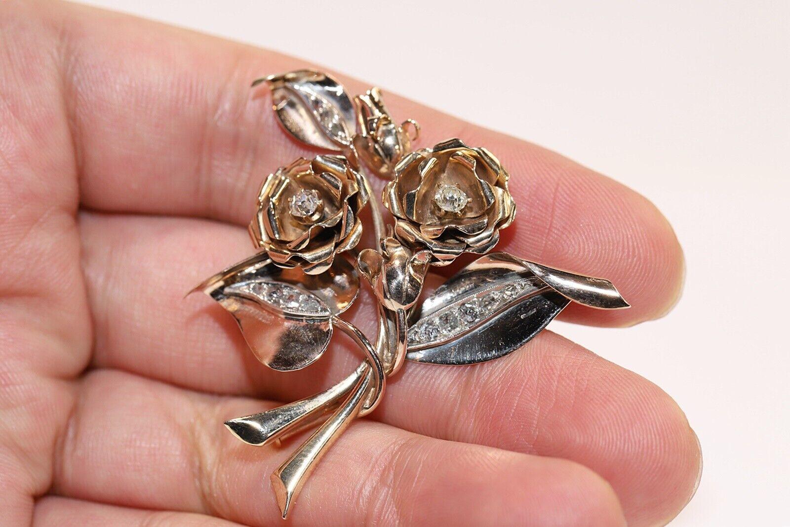 Late Victorian Antique Circa 1900s 14k Gold Natural Diamond Flowers Decorated Brooch For Sale