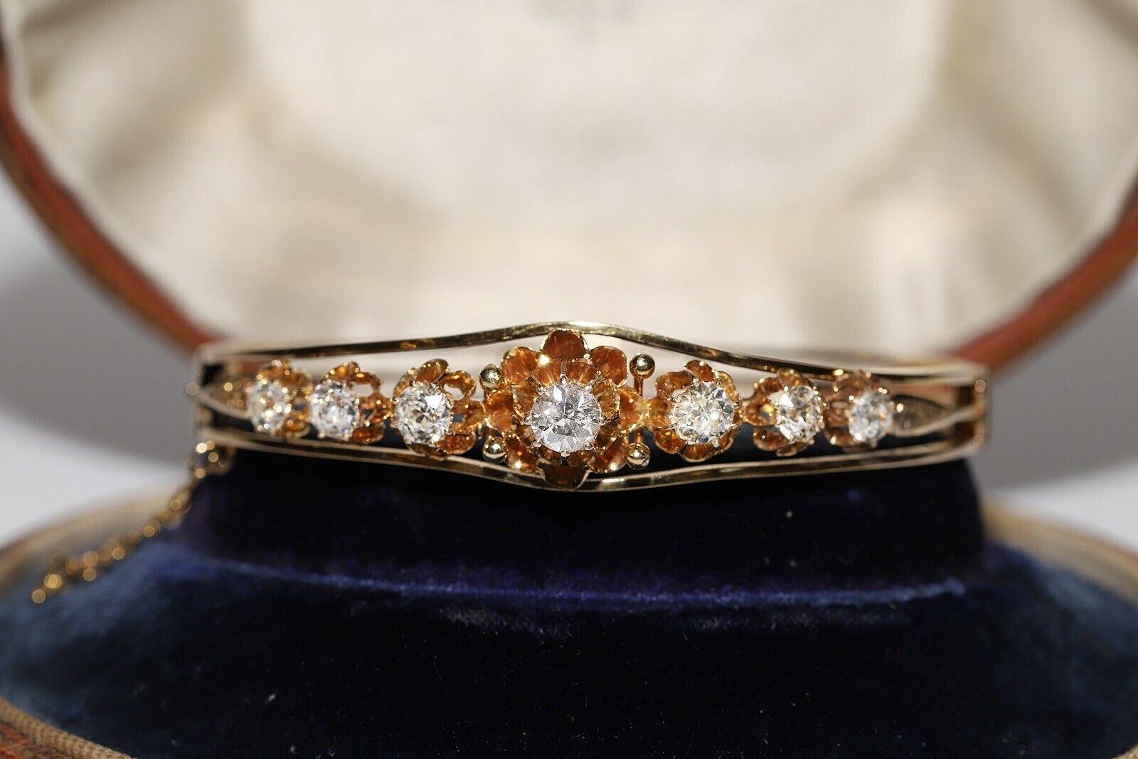 Victorian Antique Circa 1900s 14k Gold Natural Old Cut Diamond Decorated Bangle Bracelet For Sale