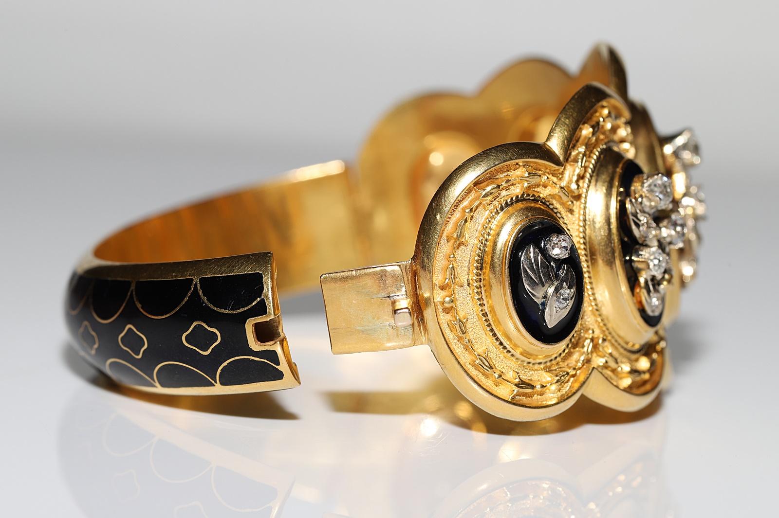 Antique Circa 1900s 14k Gold Natural Old Cut Diamond Decorated Enamel Bracelet  For Sale 4