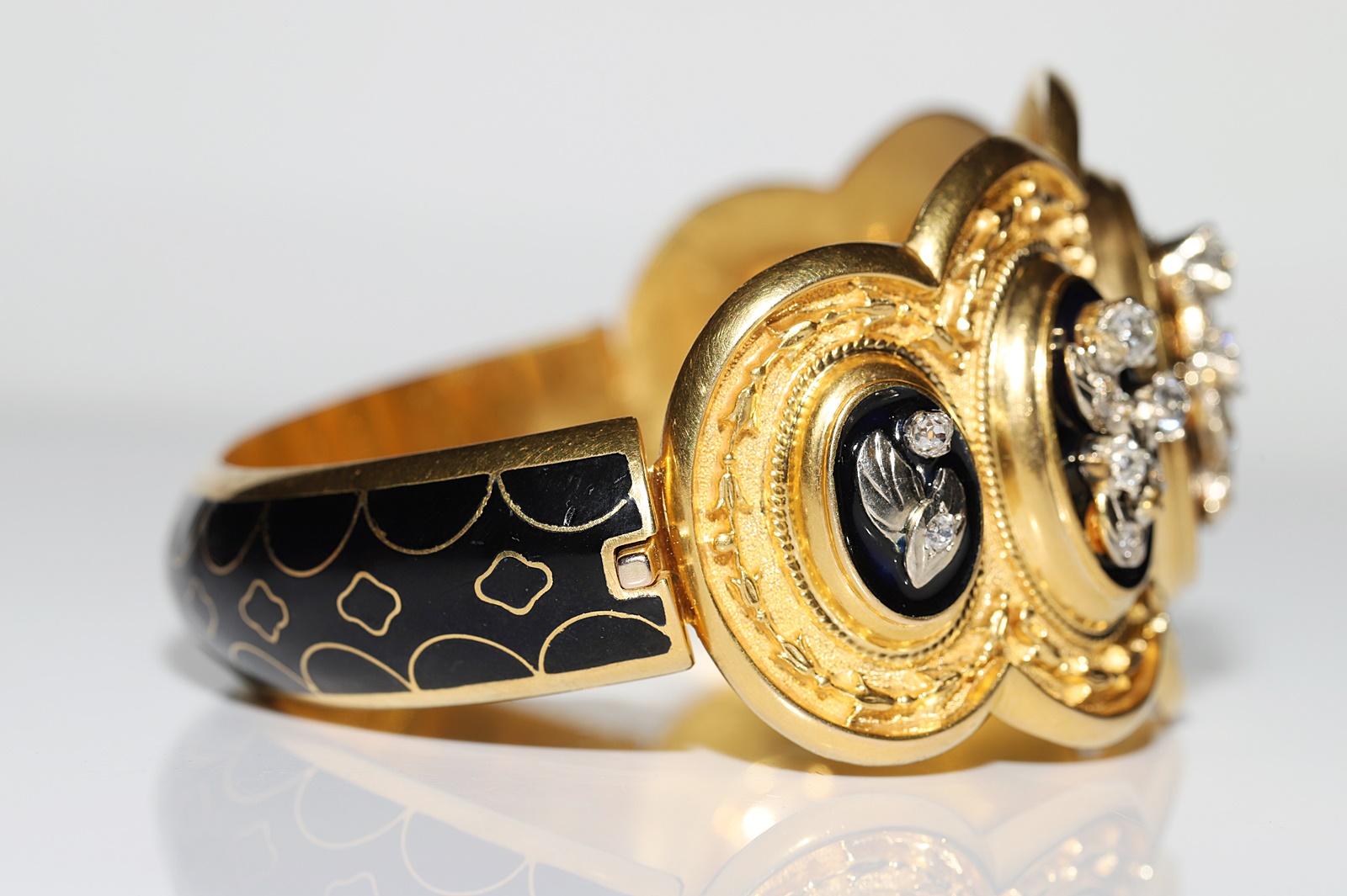 Women's Antique Circa 1900s 14k Gold Natural Old Cut Diamond Decorated Enamel Bracelet  For Sale