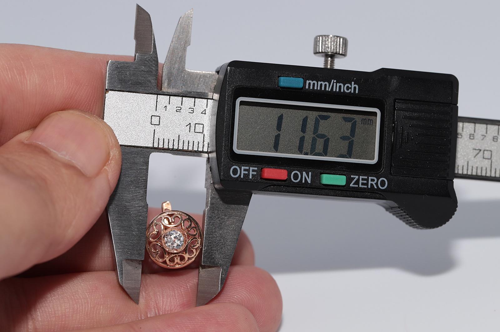 Antike CIRCA 1900s 14k Gold natürlichen Altschliff Diamant Solitär Ohrring im Angebot 6