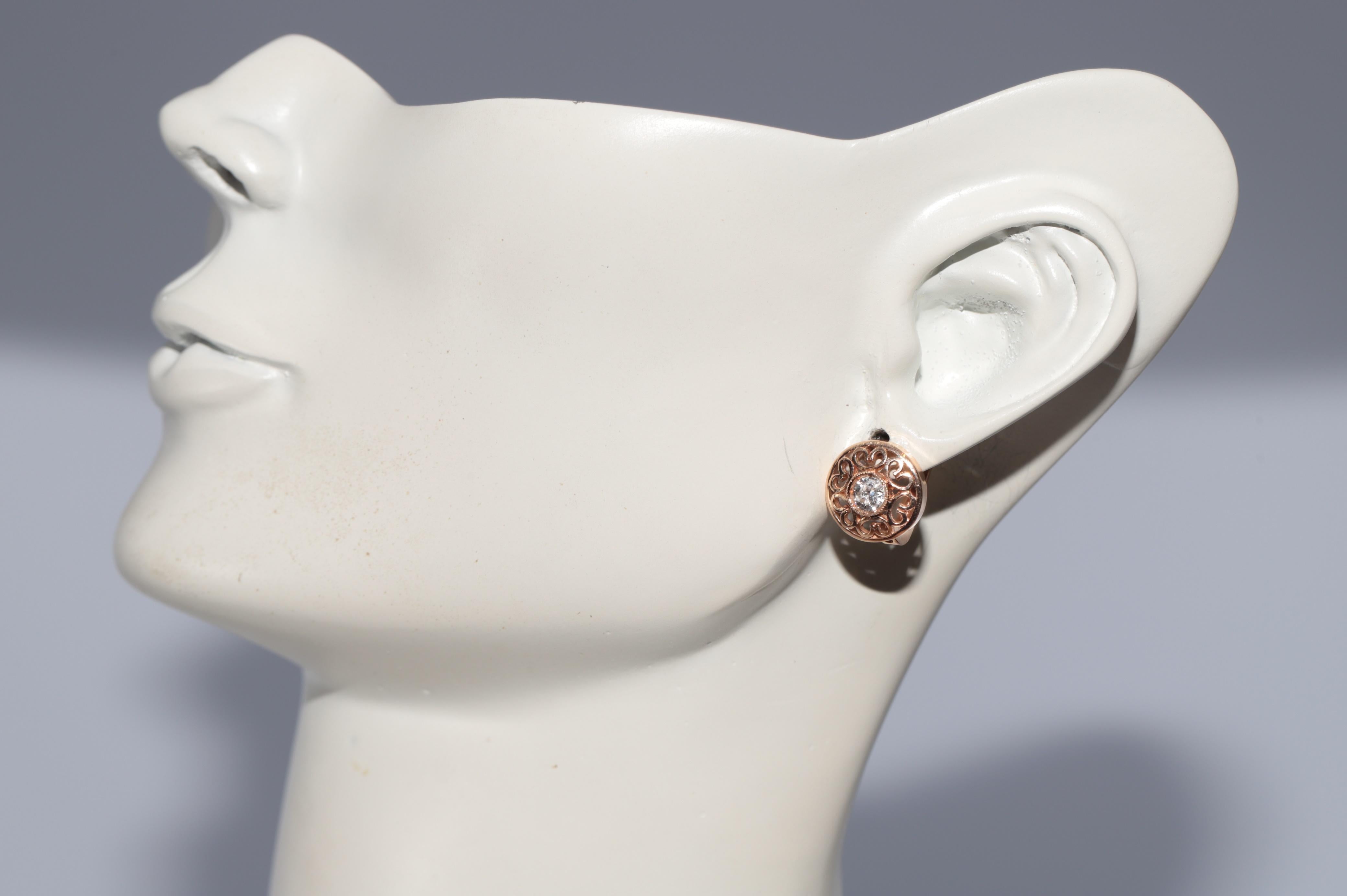 Antike CIRCA 1900s 14k Gold natürlichen Altschliff Diamant Solitär Ohrring im Angebot 10