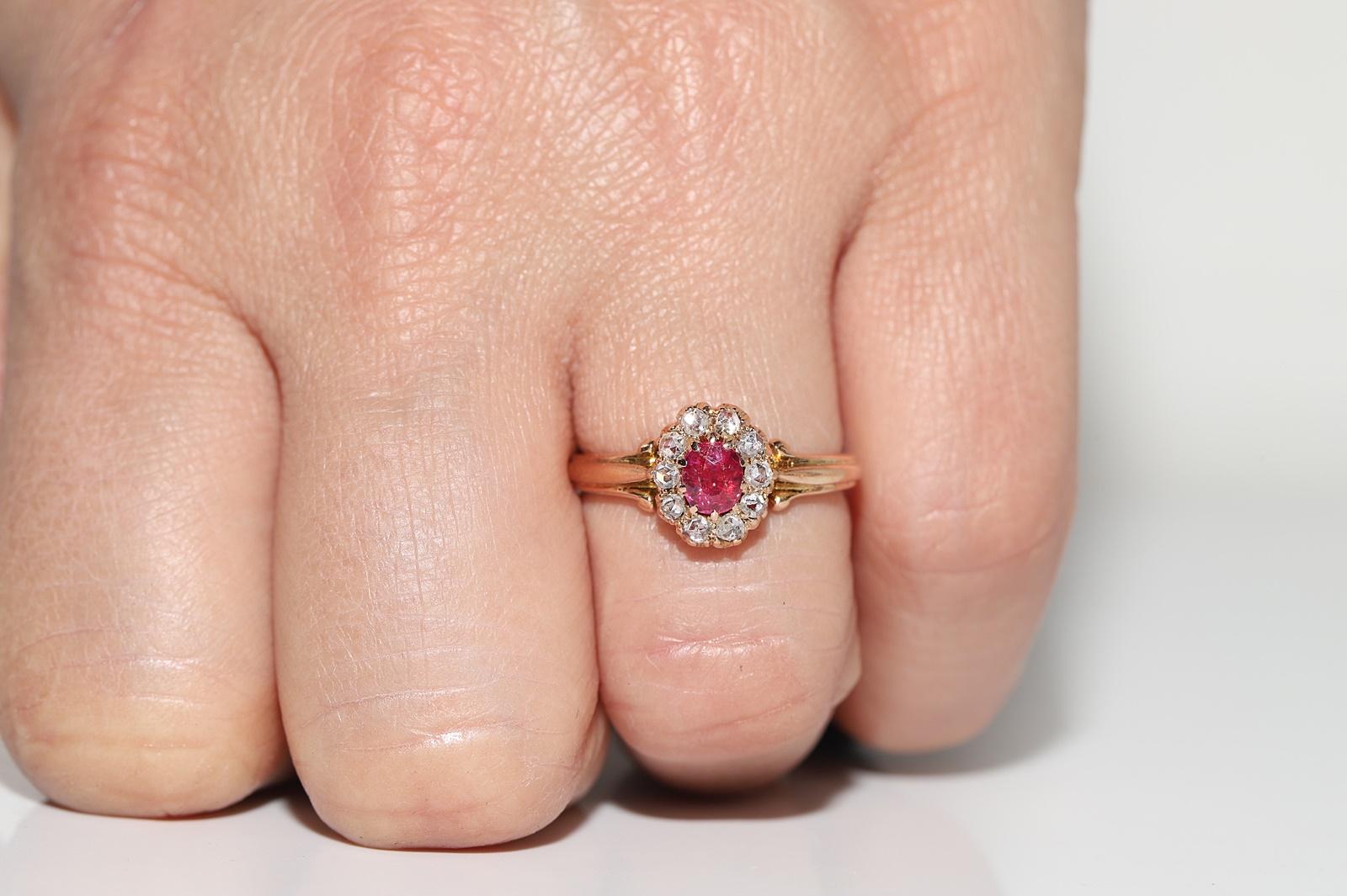 Antique Circa 1900s 14k Gold Natural Rose Cut Diamond And Ruby Decorated Ring For Sale 12