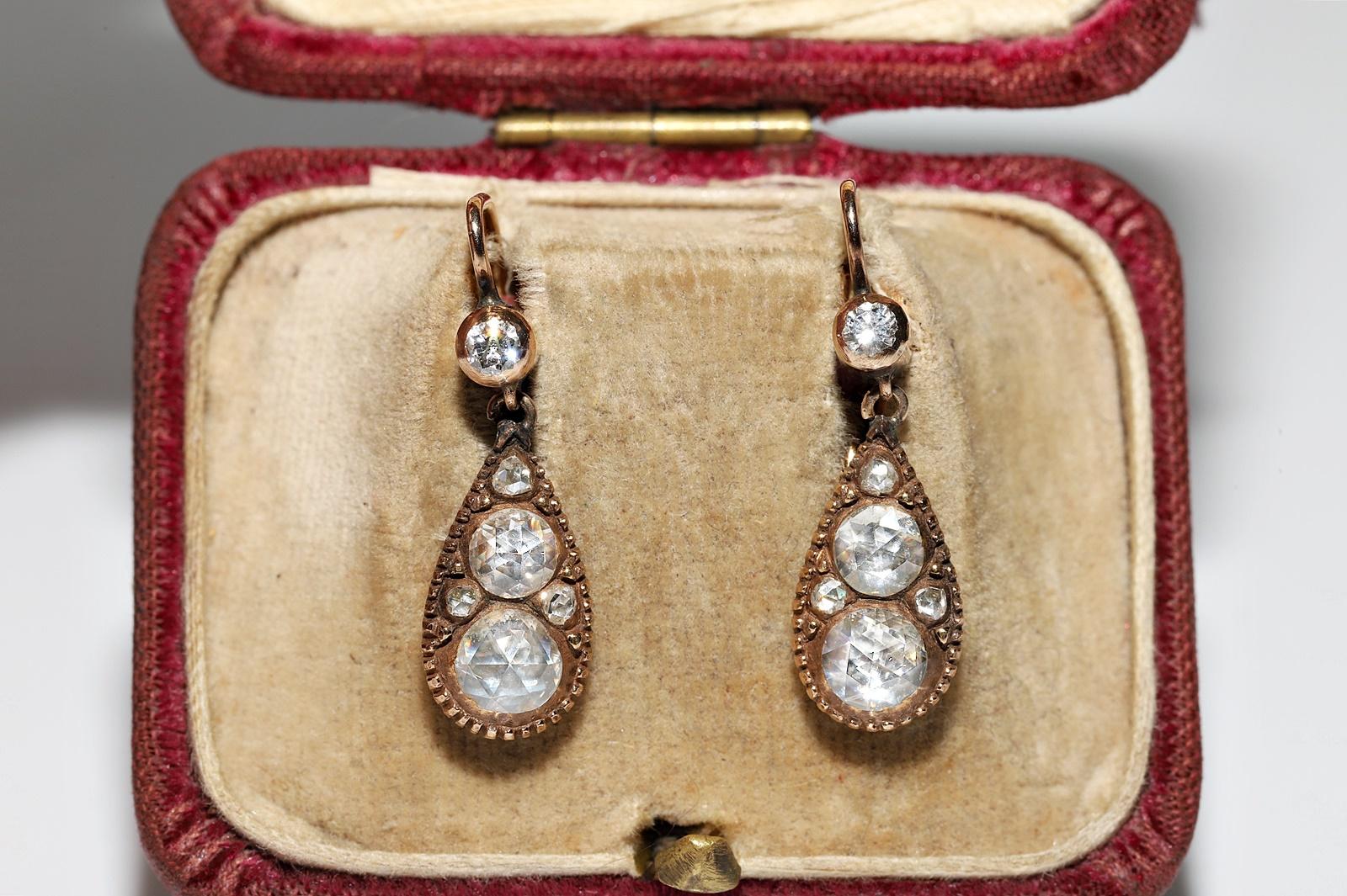In very good condition.
Total weight is 4.1 grams.
Totally is diamond 1.80 ct.
The diamond is has H color vs-s1-s2 clarity.
Acid tested to be 14k real gold.
Please contact for any questions.
