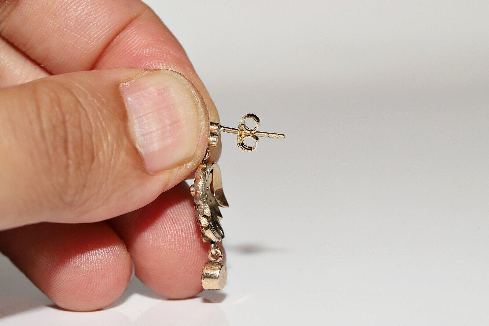 Antiguo Circa 1900s Oro 14k Diamante natural talla rosa decorado Pendiente de gota en venta 2