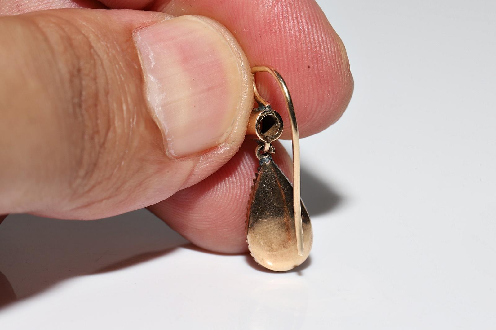 Antique Circa 1900s 14k Gold Natural Rose Cut Diamond Decorated Drop Earring For Sale 4