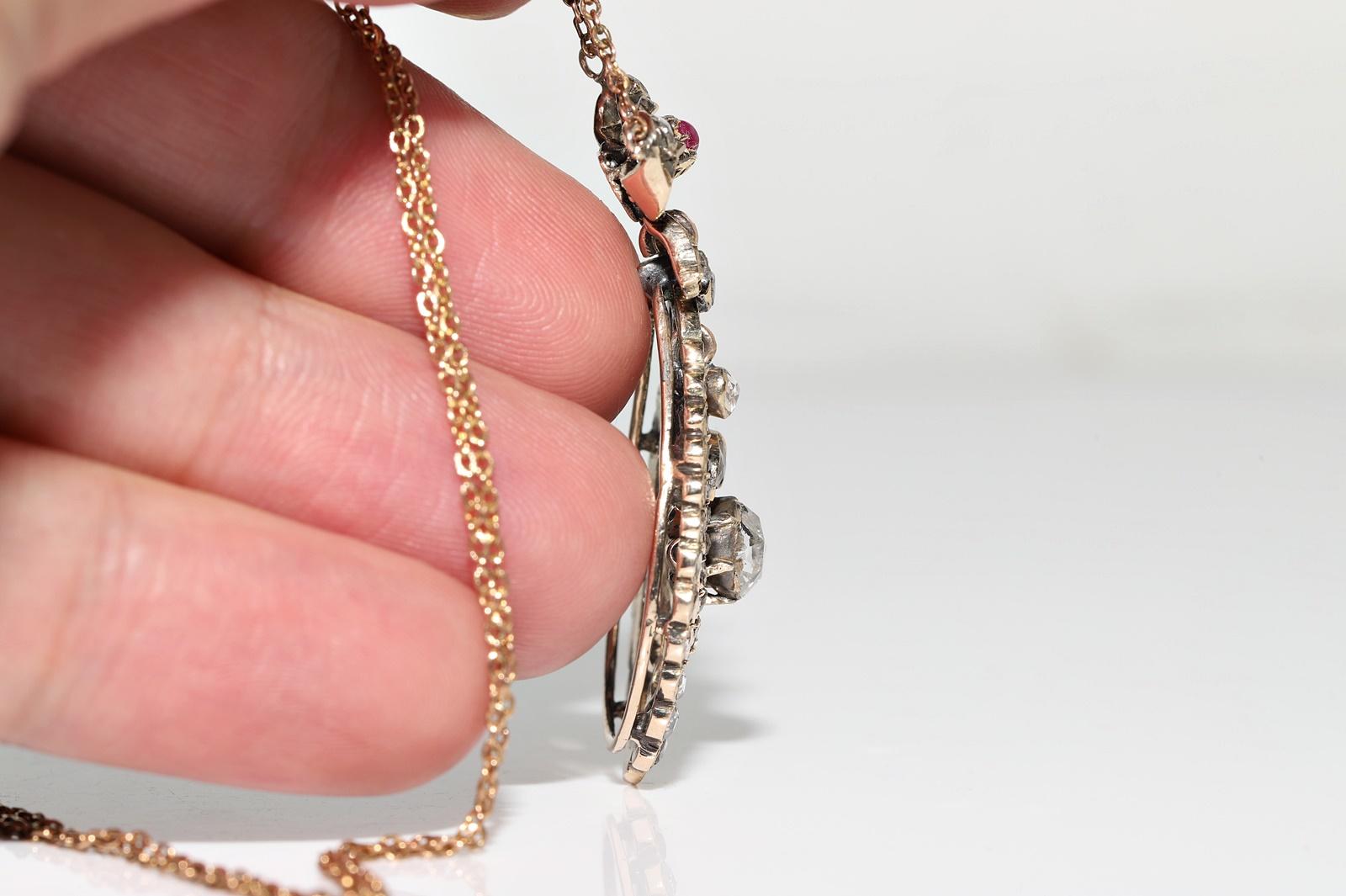 Antique Circa 1900s 14k Gold Natural Rose Cut Diamond Decorated Pendant Necklace For Sale 8