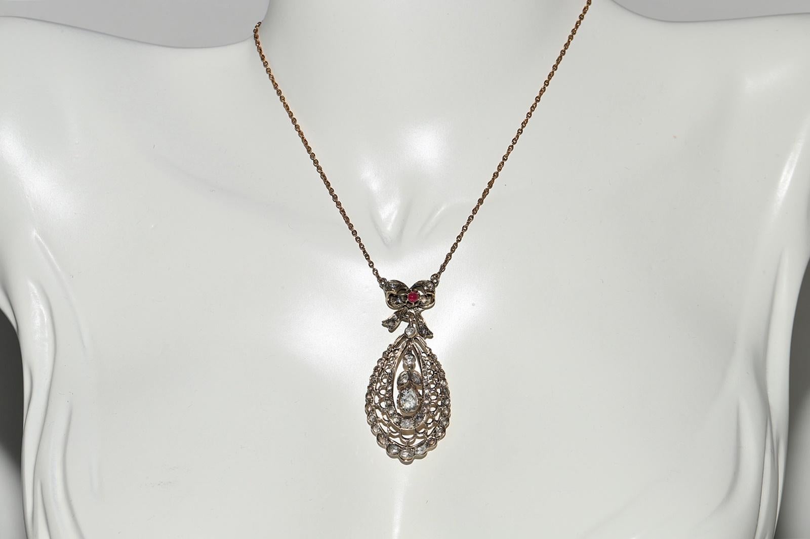 Victorien Collier pendentif ancien des années 1900 en or 14 carats décoré de diamants naturels taille rose en vente