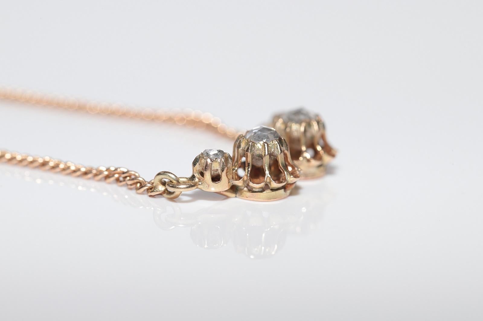 Collier pendentif ancien des années 1900 en or 14 carats décoré de diamants naturels taille rose Pour femmes en vente