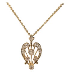 Collana con ciondolo decorato con diamanti naturali taglio rosa in oro 14k, antica CIRCA 1900
