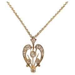 Antiguo Circa 1900s 14k Gold Natural Rose Cut Diamond Decorated Pendant Necklace