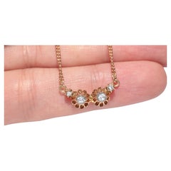 Antiguo Circa 1900s 14k Gold Natural Rose Cut Diamond Decorated Pendant Necklace