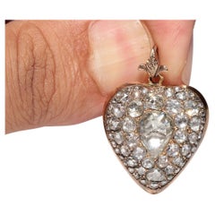 Antiguo Circa 1900s 14k Gold Natural Rose Cut Diamond Heart Pendant Necklace