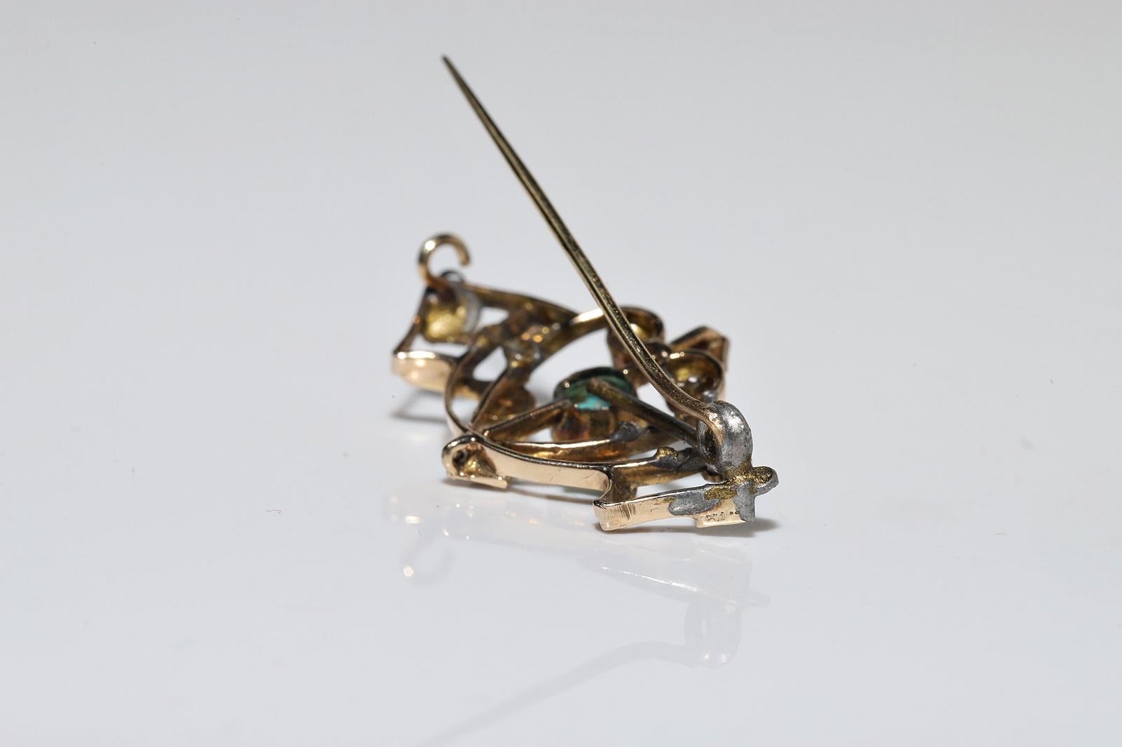 Antique Circa 1900s 14k Gold Natural Turquoise And Pearl Decorated Brooch For Sale 3
