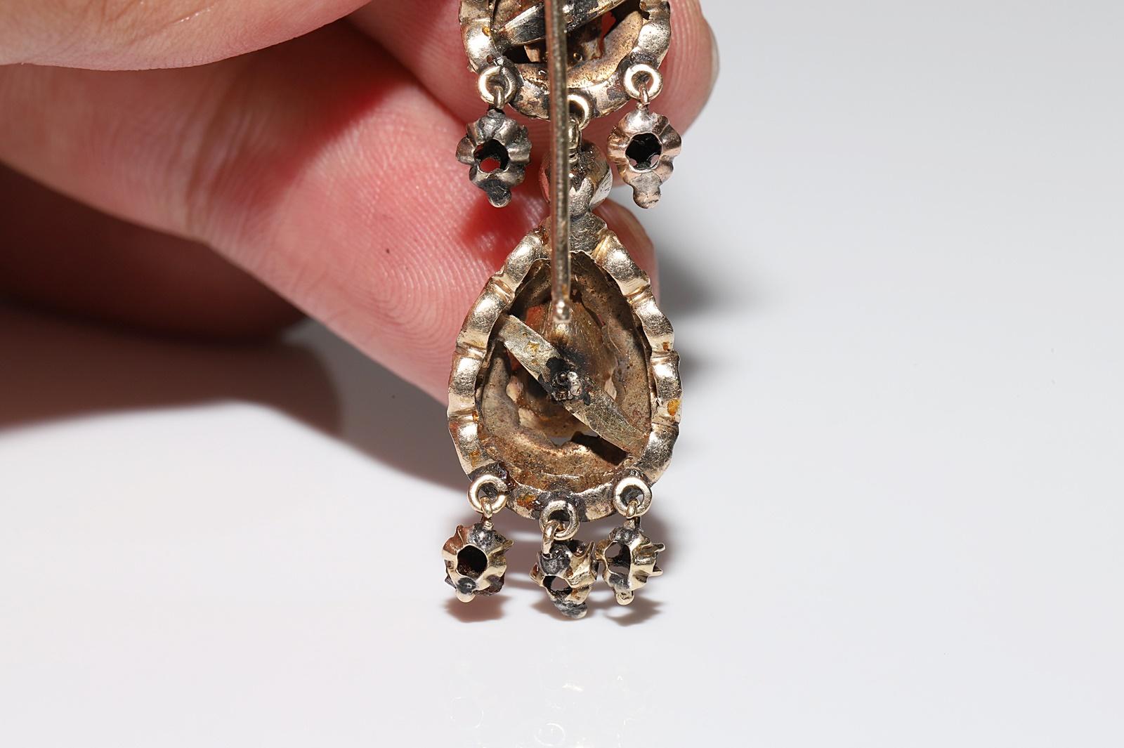 Antique Circa 1900s 14k Gold Ottoman 14k Gold Natural Rose Cut Diamond Earring For Sale 3
