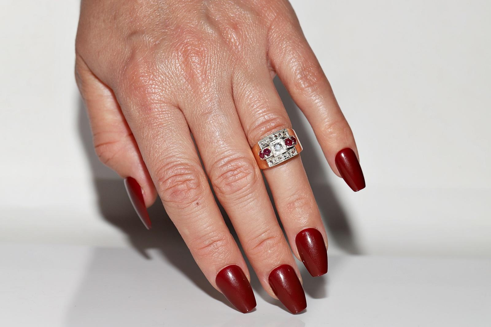 Anello antico CIRCA 1900 in oro 14k e argento con diamanti naturali e rubini cabochon in vendita 7