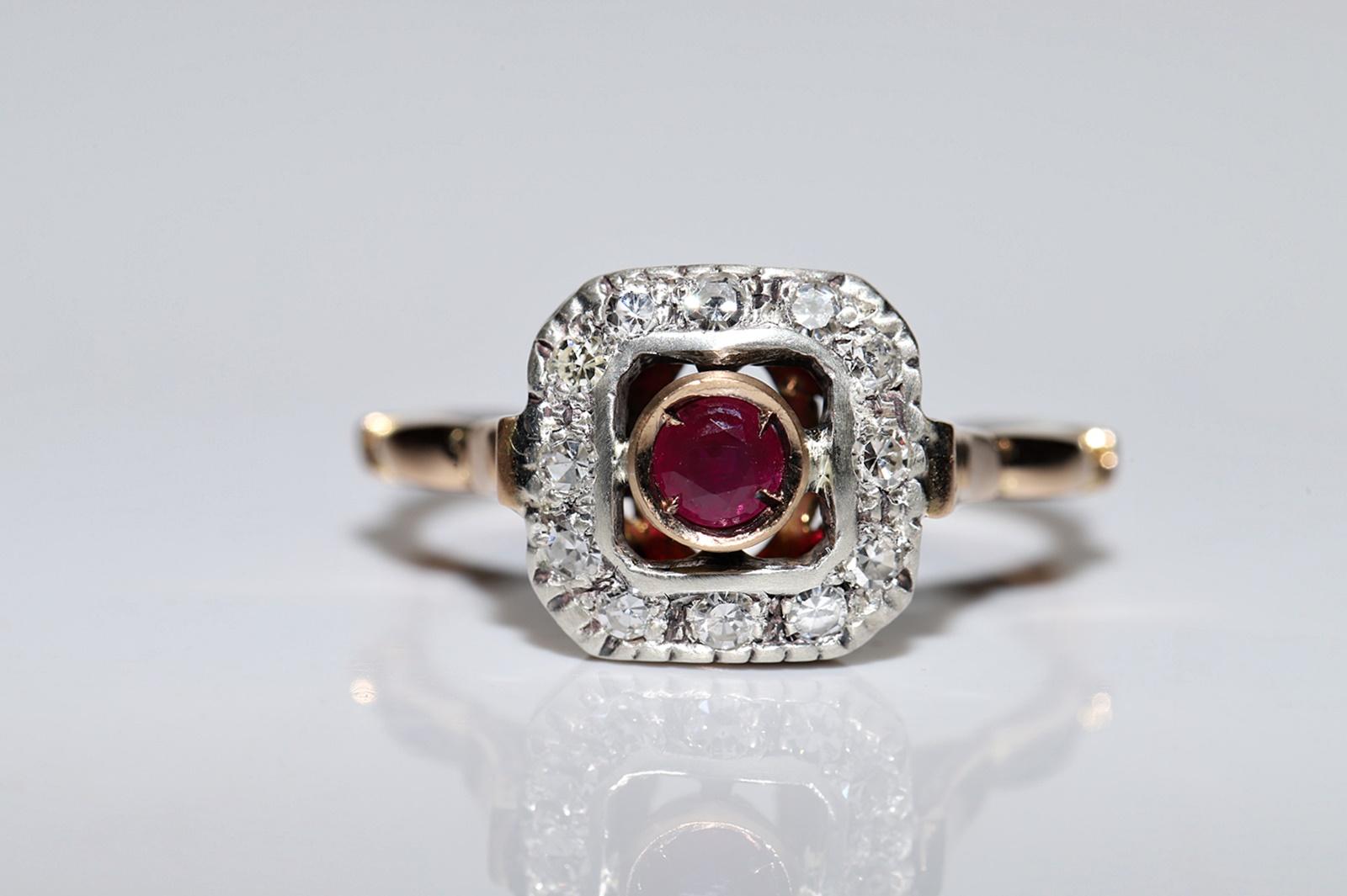 Antique Circa 1900s 14k Gold Top Silver Natural Diamond And Ruby Decorated Ring In Good Condition For Sale In Fatih/İstanbul, 34
