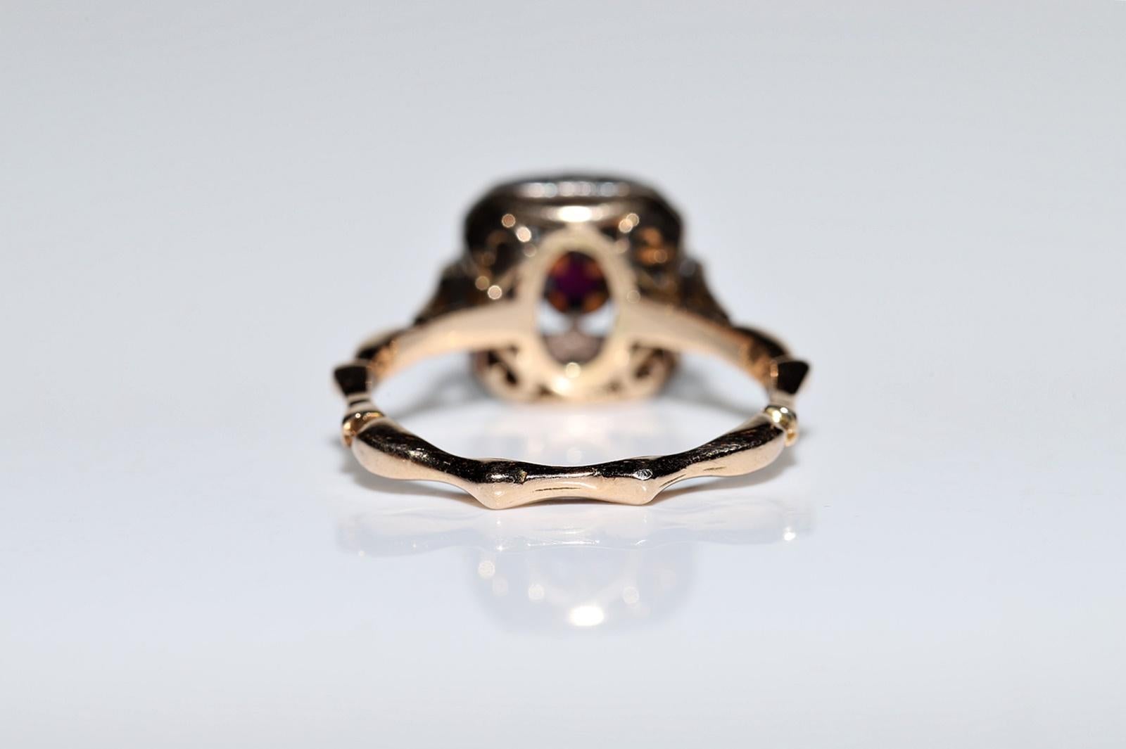 Antique Circa 1900s 14k Gold Top Silver Natural Diamond And Ruby Decorated Ring For Sale 3