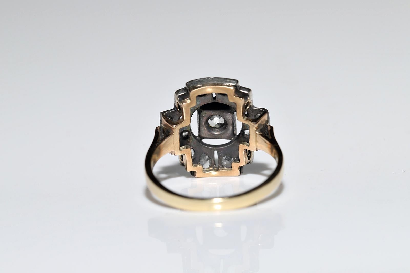 Antique Circa 1900s 14k Gold Top Silver Natural Diamond Decorated Ring For Sale 3