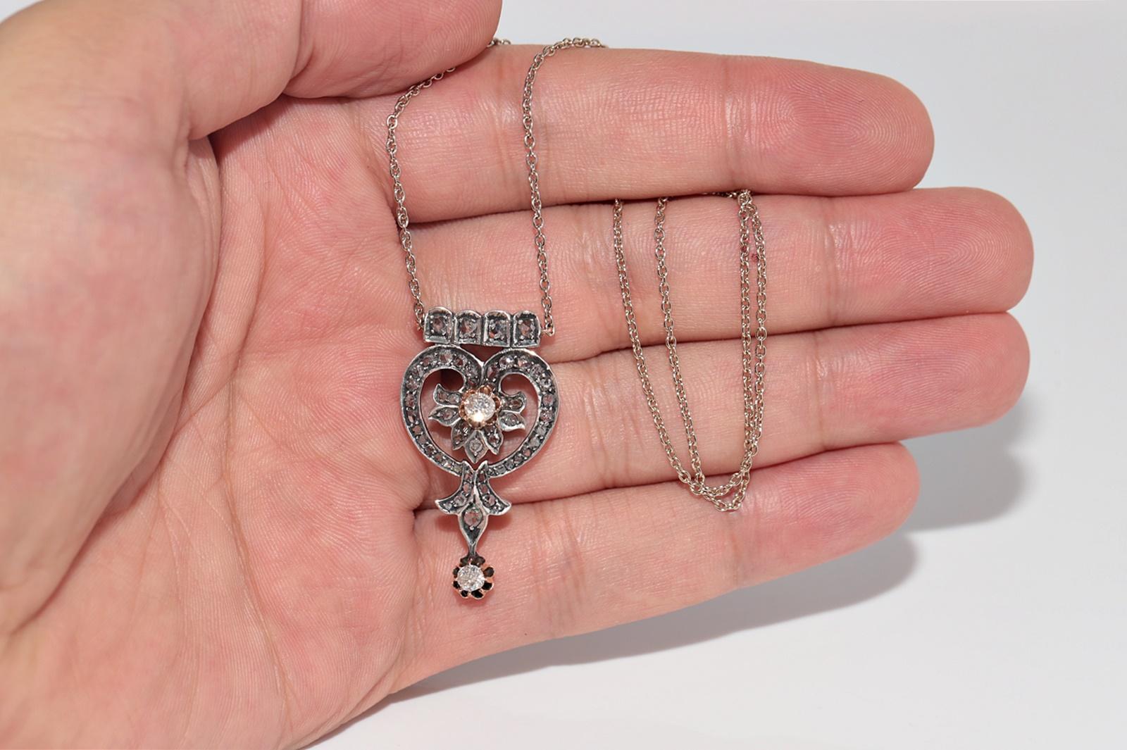 Collana con ciondolo in oro 14k e argento con diamanti naturali, antica, del 1900 circa. in vendita 6