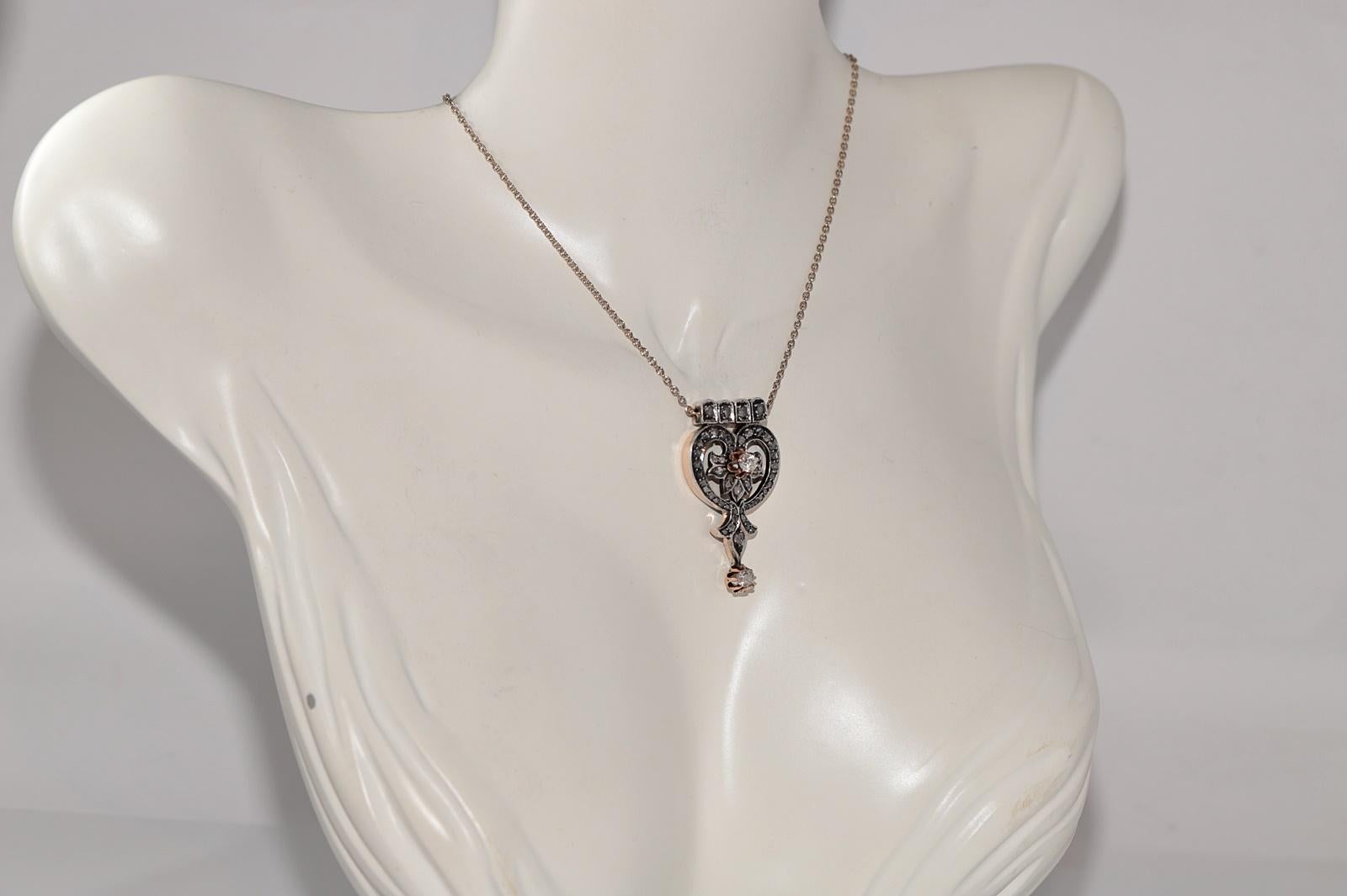 Taglio a rosa Collana con ciondolo in oro 14k e argento con diamanti naturali, antica, del 1900 circa. in vendita