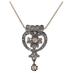 Collana con ciondolo in oro 14k e argento con diamanti naturali, antica, del 1900 circa.
