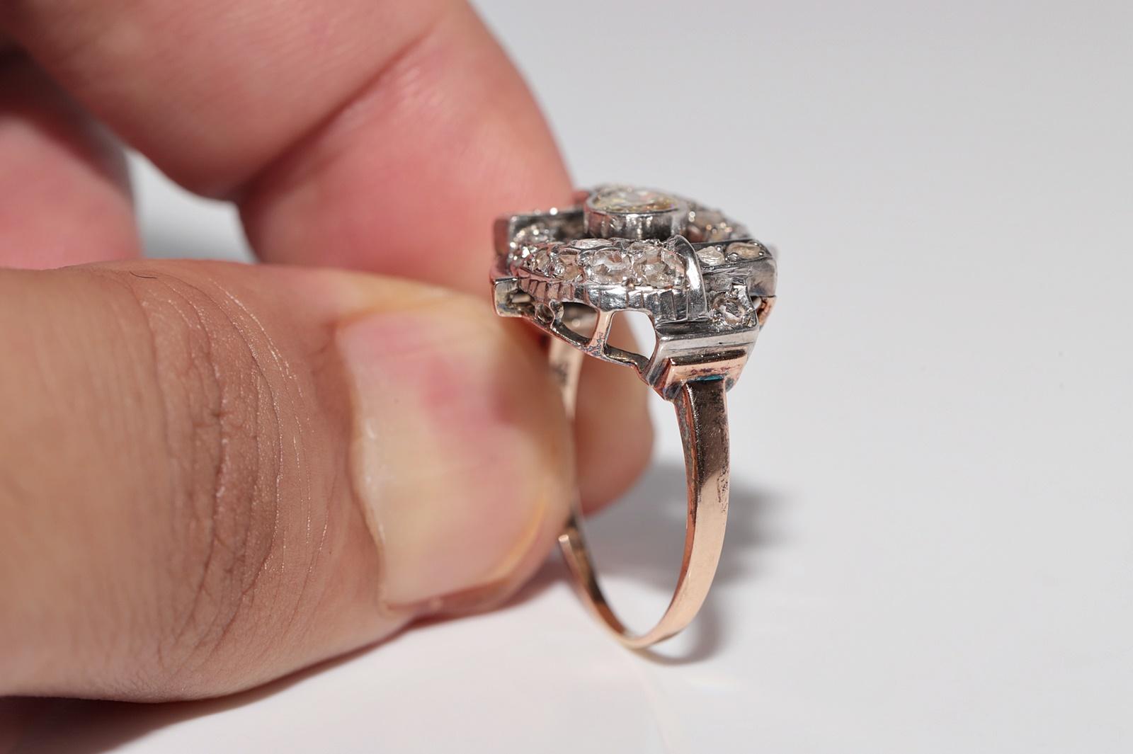 Antique Circa 1900s 14k Gold Top Silver Natural Diamond Wind Rose Design Ring en vente 7