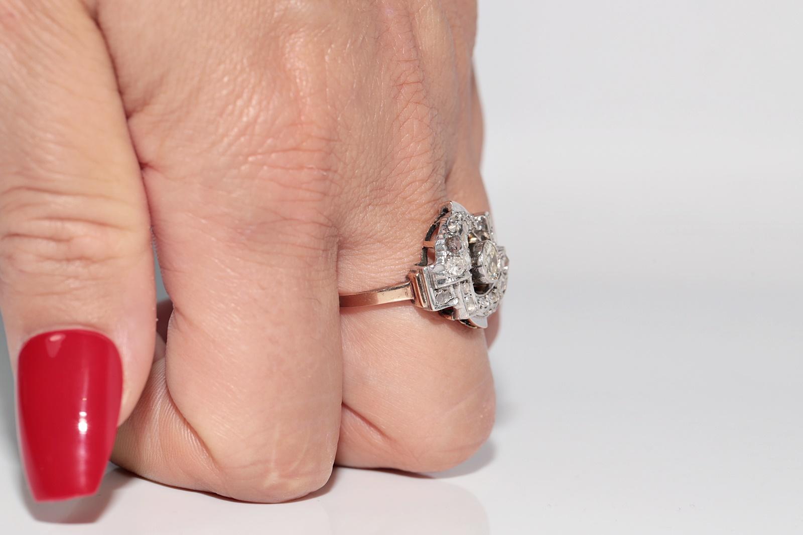 Antique Circa 1900s 14k Gold Top Silver Natural Diamond Wind Rose Design Ring en vente 11