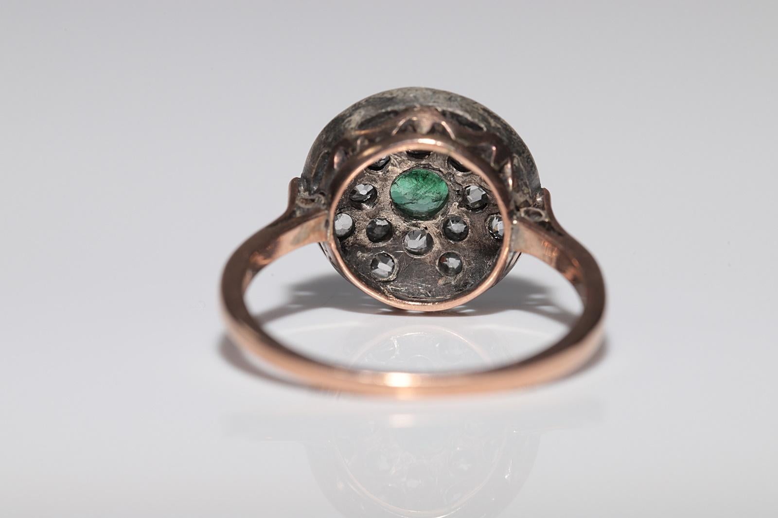 Anillo Antiguo Circa 1900s Oro 14k Plata Superior Diamante Natural Talla Antigua Y Esmeralda en venta 7
