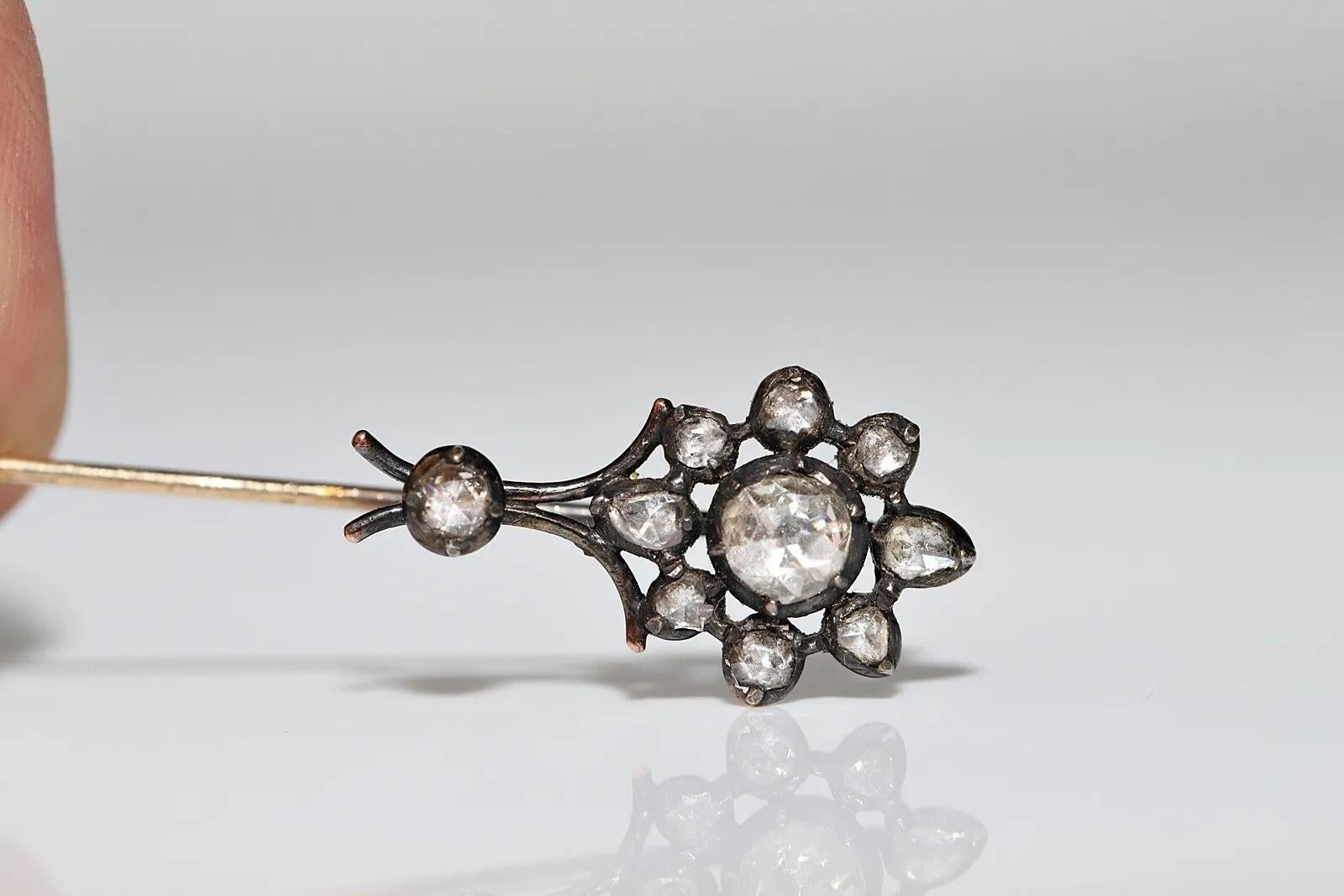 Victorian Antique Circa 1900s 14k Gold Top Silver Natural Rose Cut Diamond Brooch For Sale