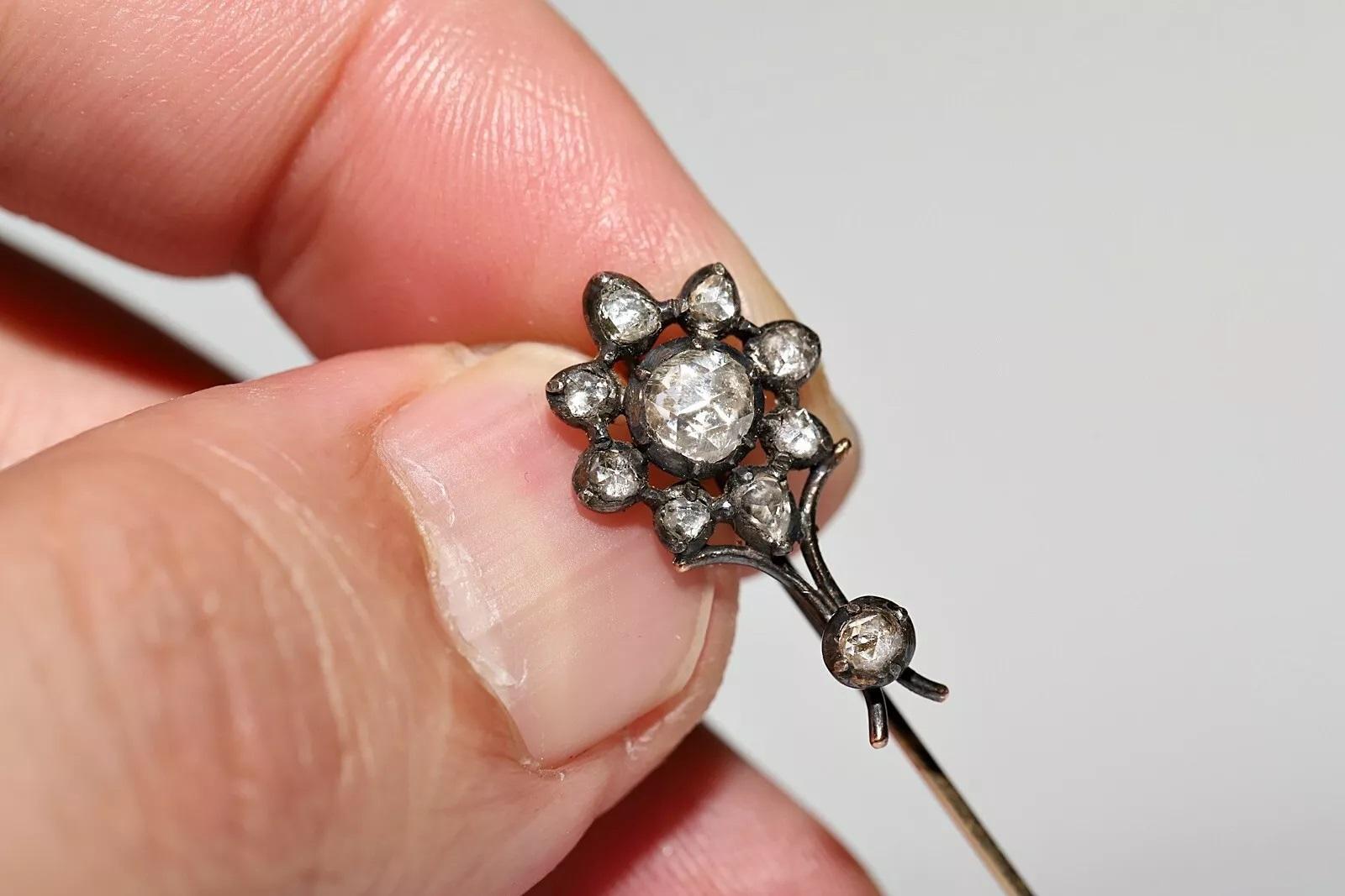 Antique Circa 1900s 14k Gold Top Silver Natural Rose Cut Diamond Brooch For Sale 1