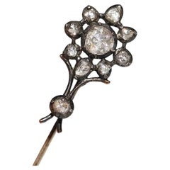 Antica spilla in oro 14k e argento con diamante taglio rosa naturale, risalente a circa il 1900