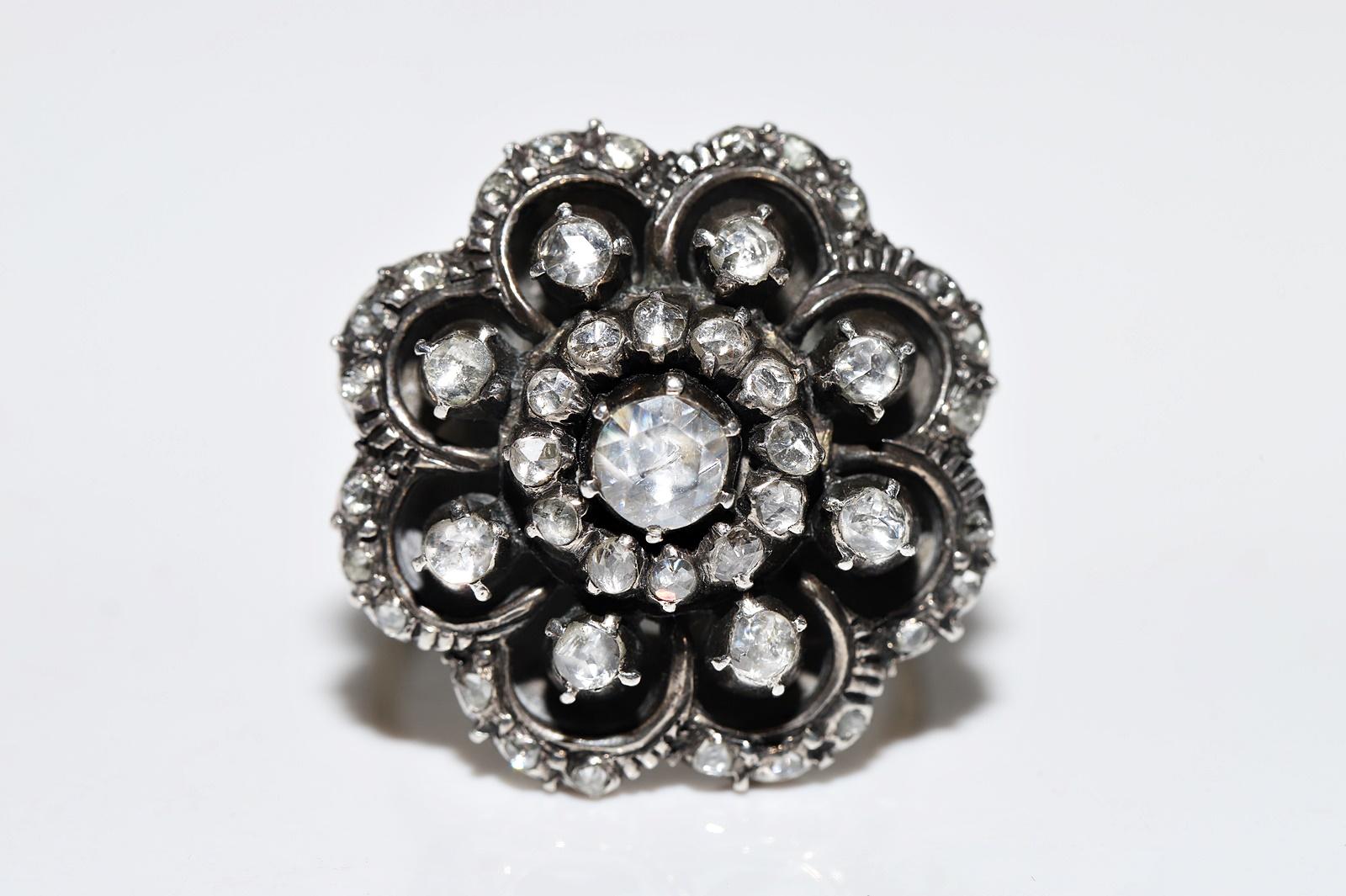 Antiguo anillo de cóctel de diamantes talla rosa natural de oro de 14 quilates de la década de 1900 en venta 3
