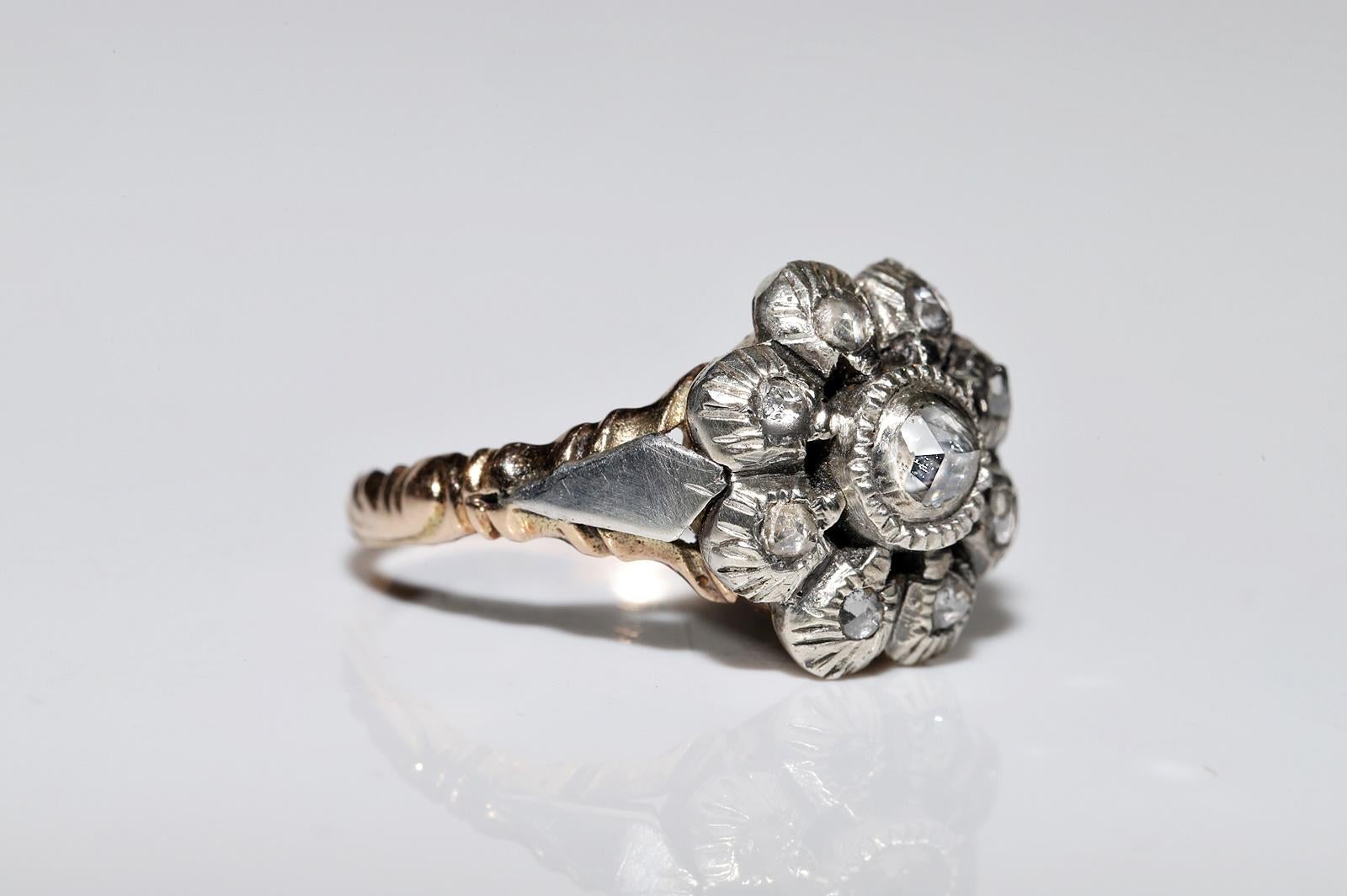 Women's Antique Circa 1900s 14k Gold Top Silver Natural Rose Cut Diamond Decorated Ring For Sale