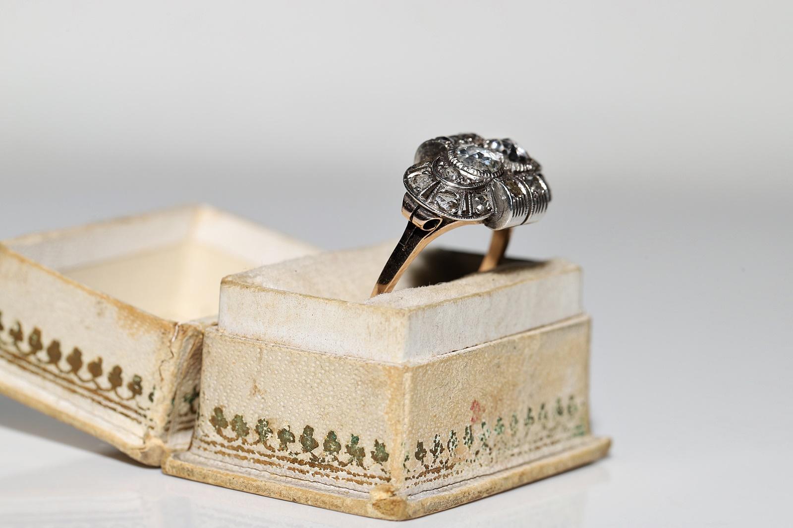 Antique Circa 1900s 14k Gold Top Silver Natural Rose Cut Diamond Decorated Ring For Sale 1