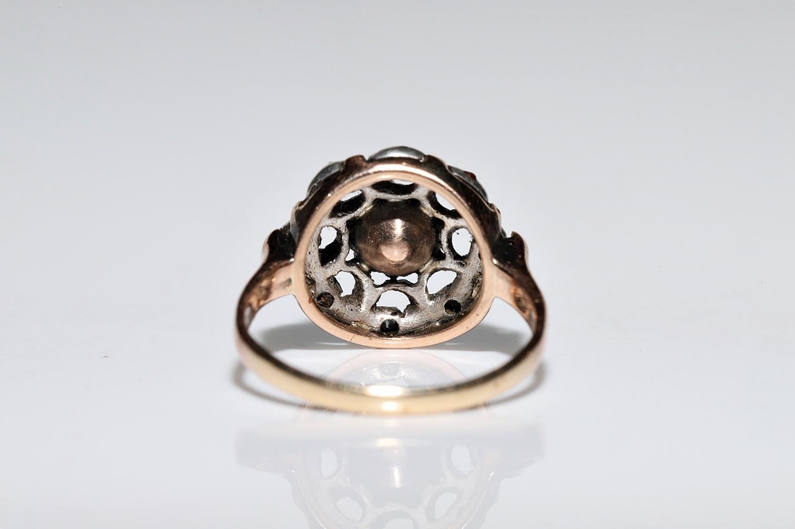 Antique Circa 1900s 14k Gold Top Silver Natural Rose Cut Diamond Decorated Ring For Sale 1