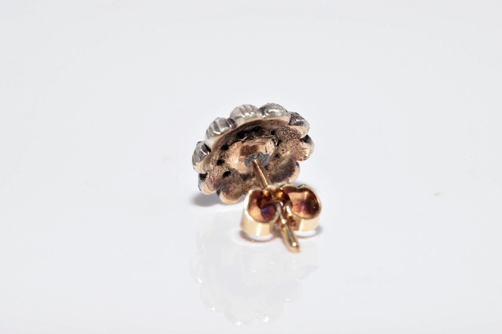 Antiker Ohrring, um 1900er Jahre, 14k Gold Top Silber natürlicher Diamant im Rosenschliff im Angebot 5