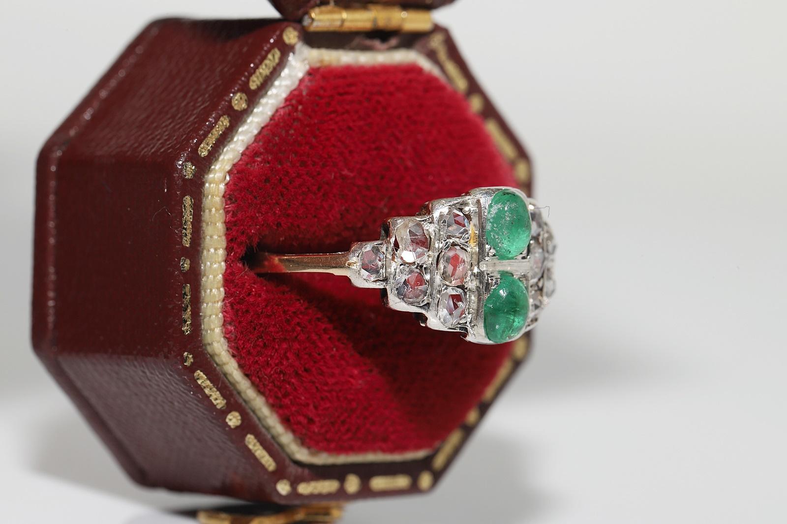 Antiker Circa 1900er Jahre 14k Gold Top Silber Natürlicher Rosenschliff Diamant Smaragd Ring im Angebot 1